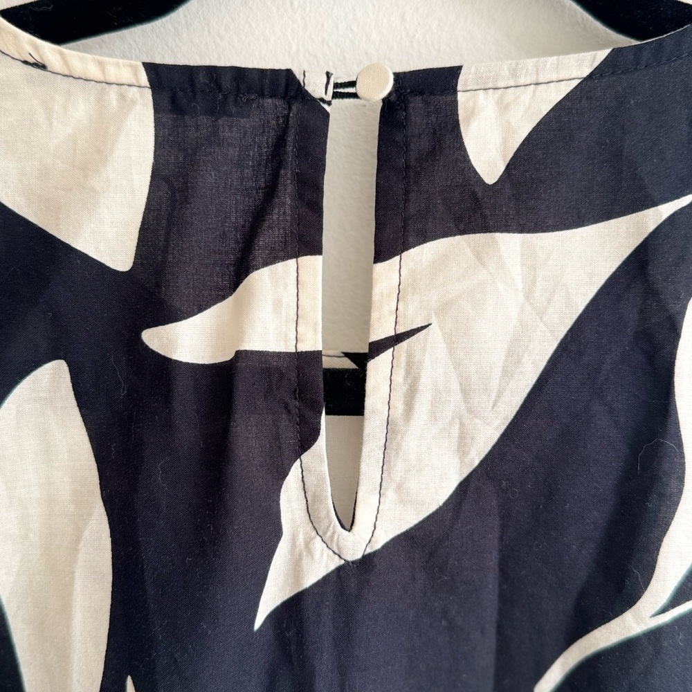 Tahari NWT Black White Floral Crop Blouse Drawstring Hem Cotton Top Size SP - Picture 9 of 14